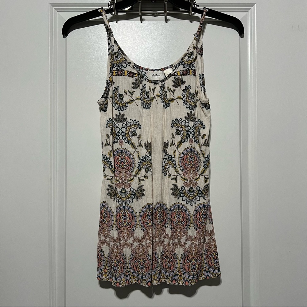 Daytrip Women’s Bohemian Style Ruffled Tank Top In Multi Floral Print